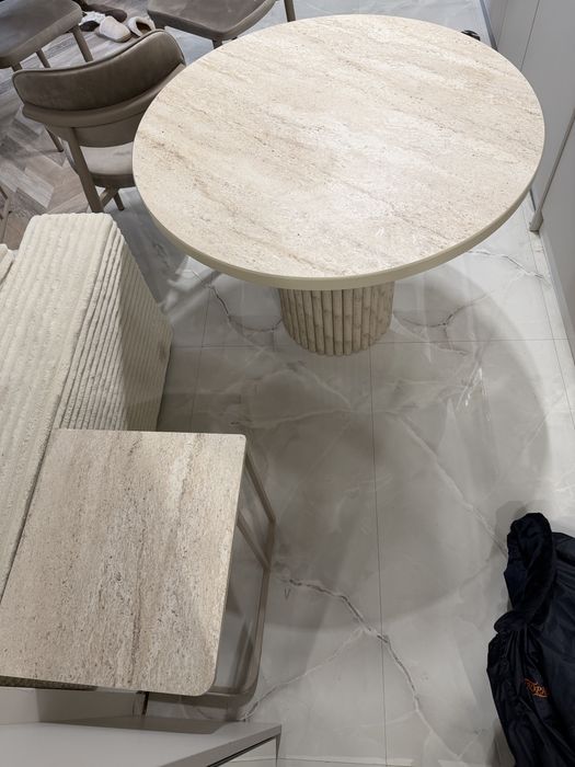 Кухненска маса тип травертин