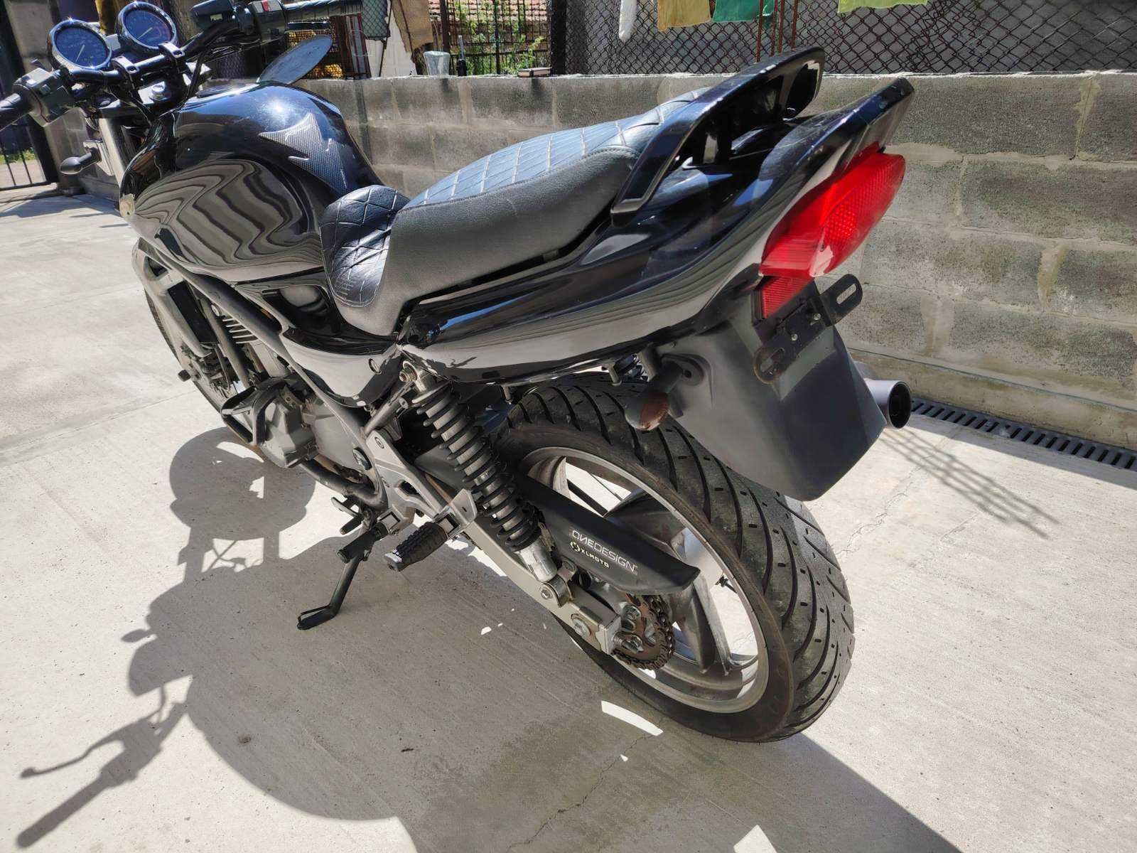 Kawasaki ER-5 на части