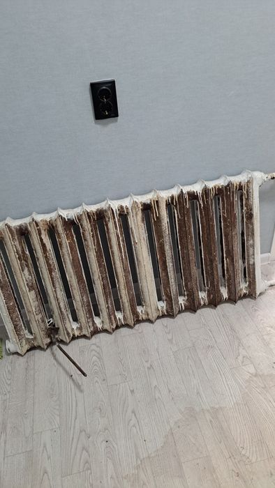 Батарея чугунная