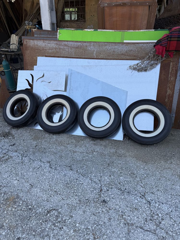 Гуми за ретро автомобили BFGoodrich Whitewall 7.25-13S Tire