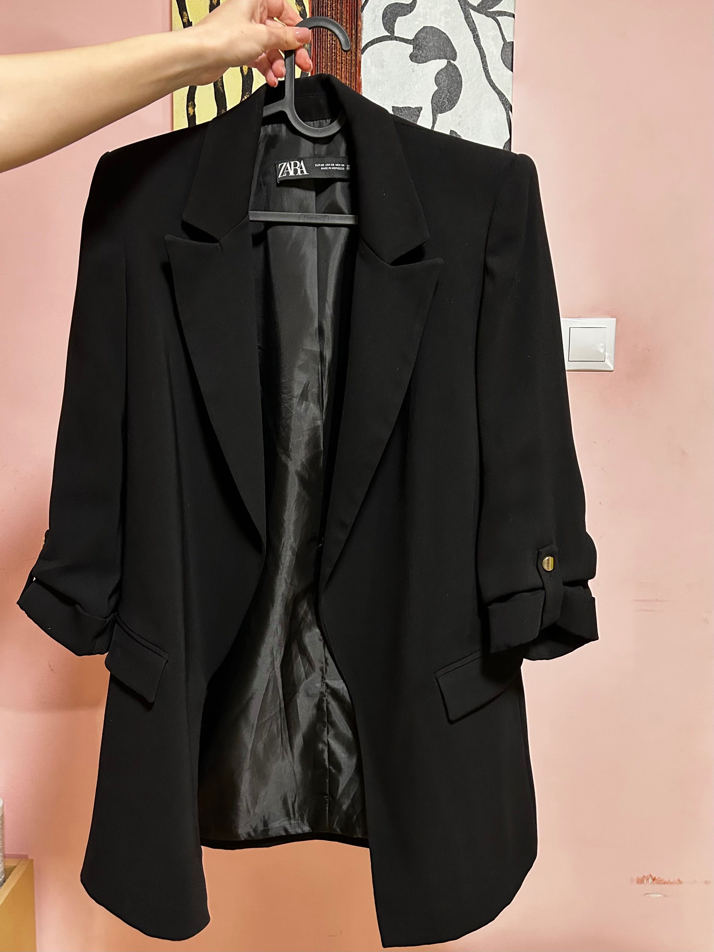 Ново черно сако Zara XS