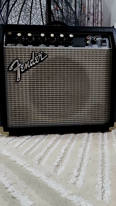 Amplificator Fender Forman 15G