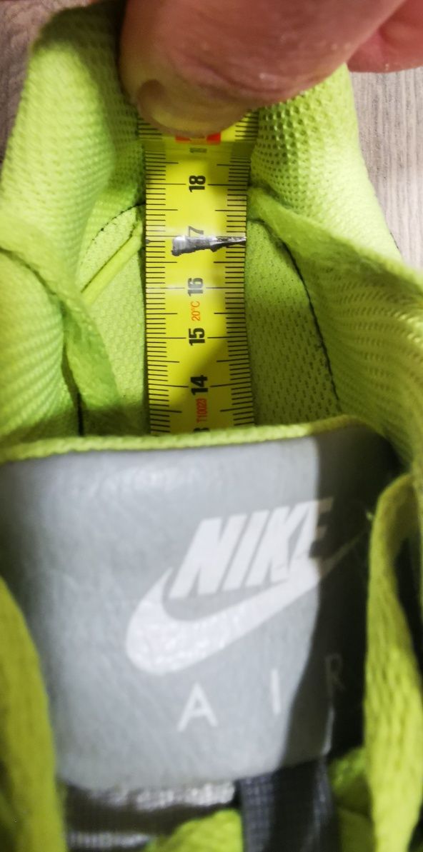 Adidași Nike Air copii mărime 28 interior 17.5 cm