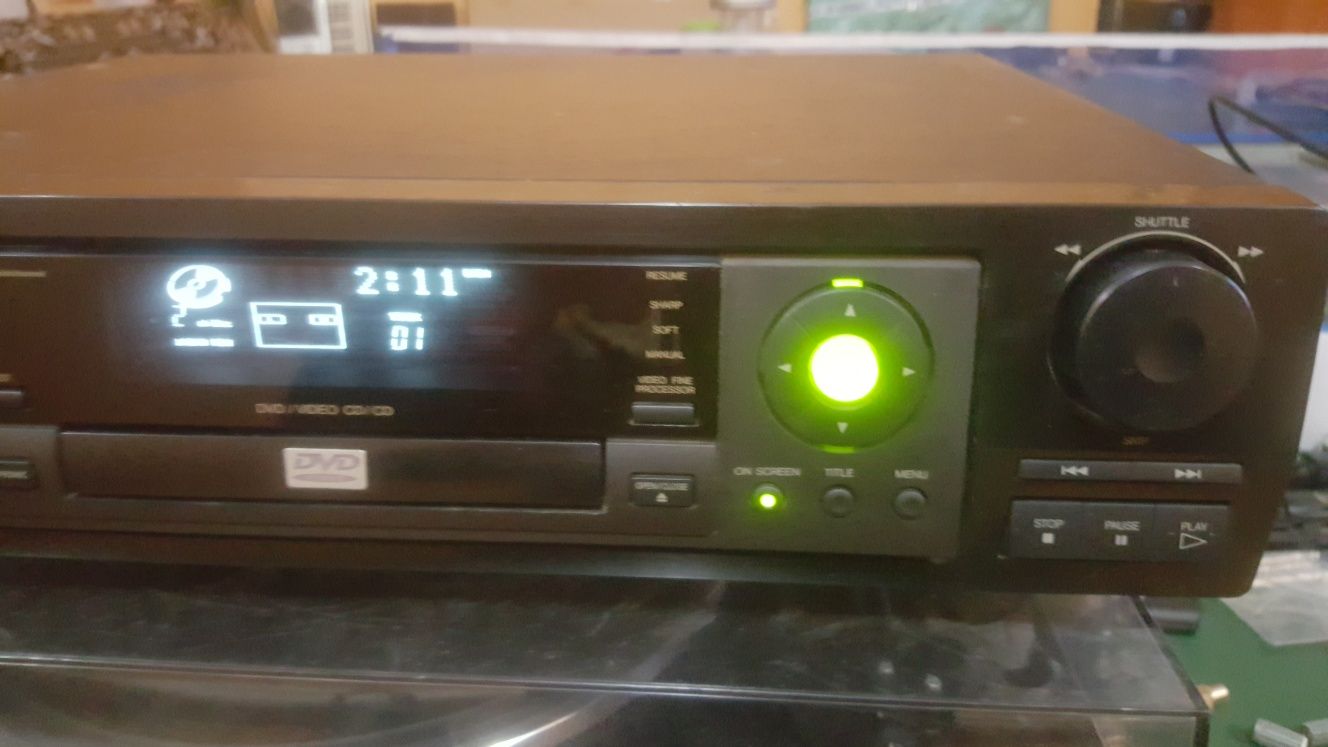 JVC DVD XV-501 player