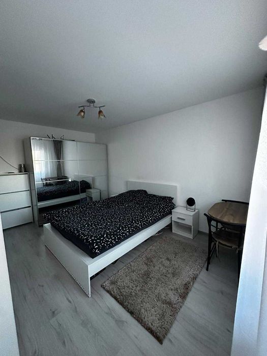 Inchiriez apartament cu o camera, zona Calea Buziasului
