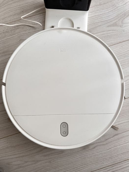 Продаю робот-пылесос от Xiaomi. Цена 79000 т.