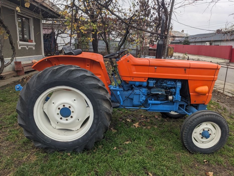 Tractor Fiat 550