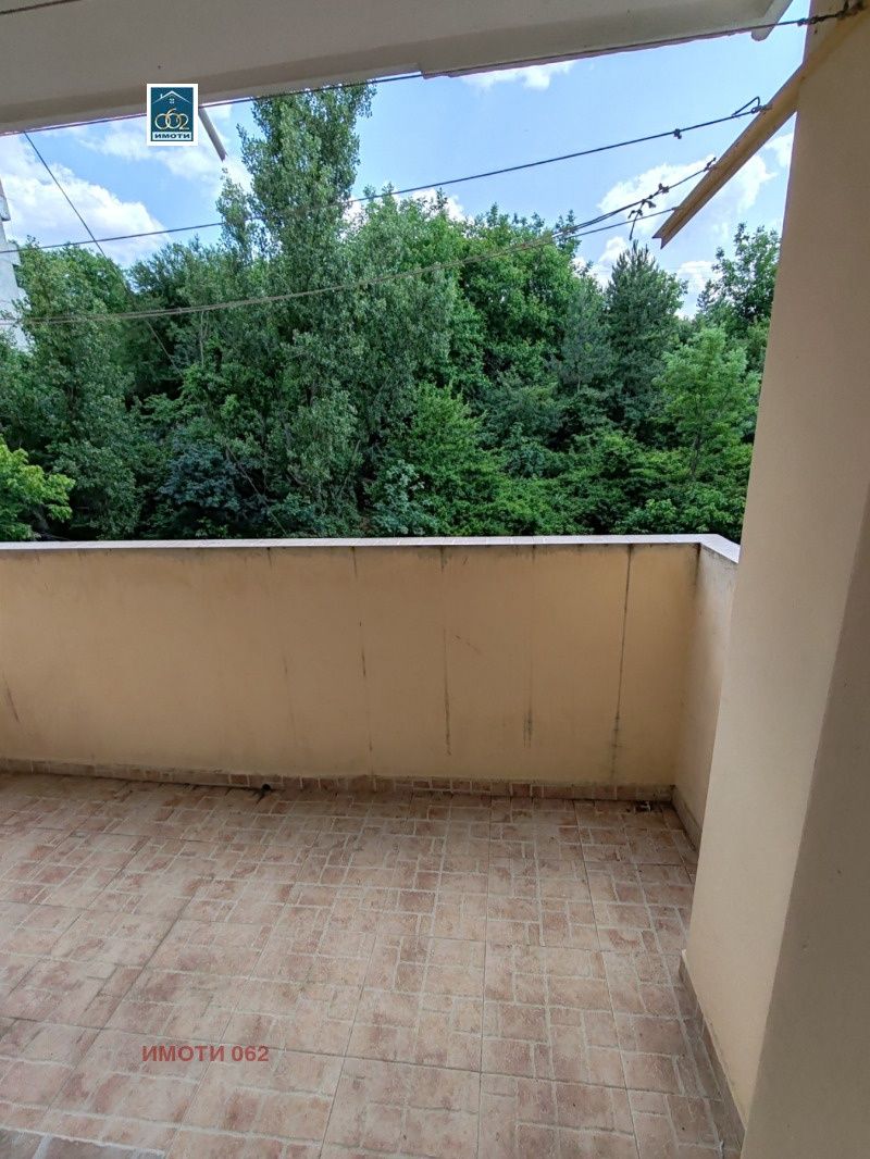 Продавам апартамент