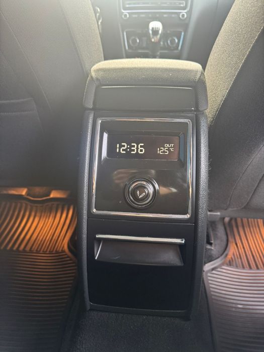 Vând Skoda Superb 2.0 diesel an fab 2011 euro 5