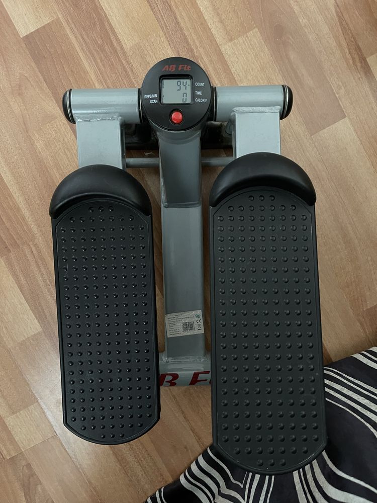 Vand Stepper utilizat extrem de putin