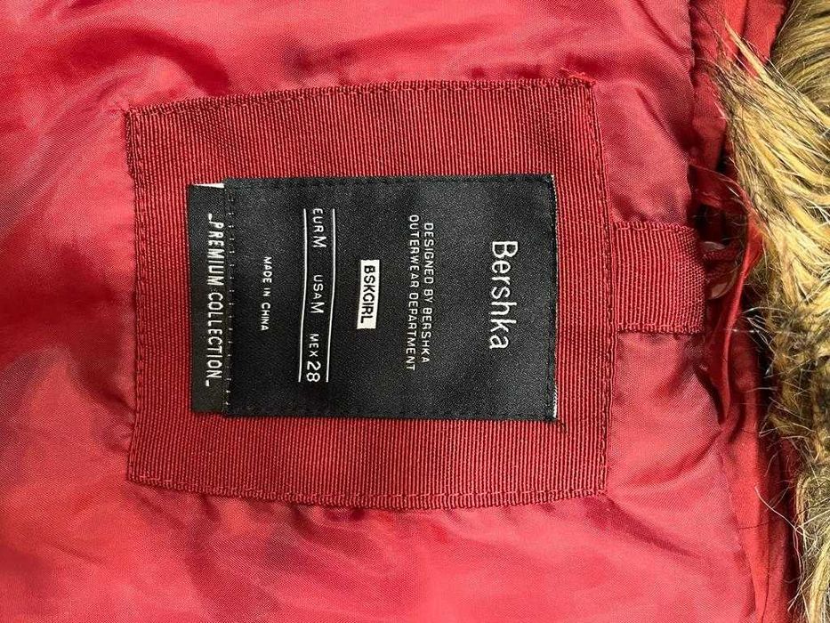 Geaca dama iarna - Bershka - marimea M