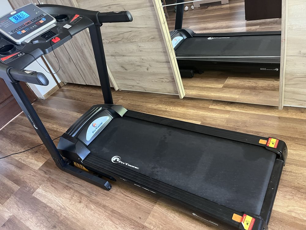 Banda de alergat FitTronic D550