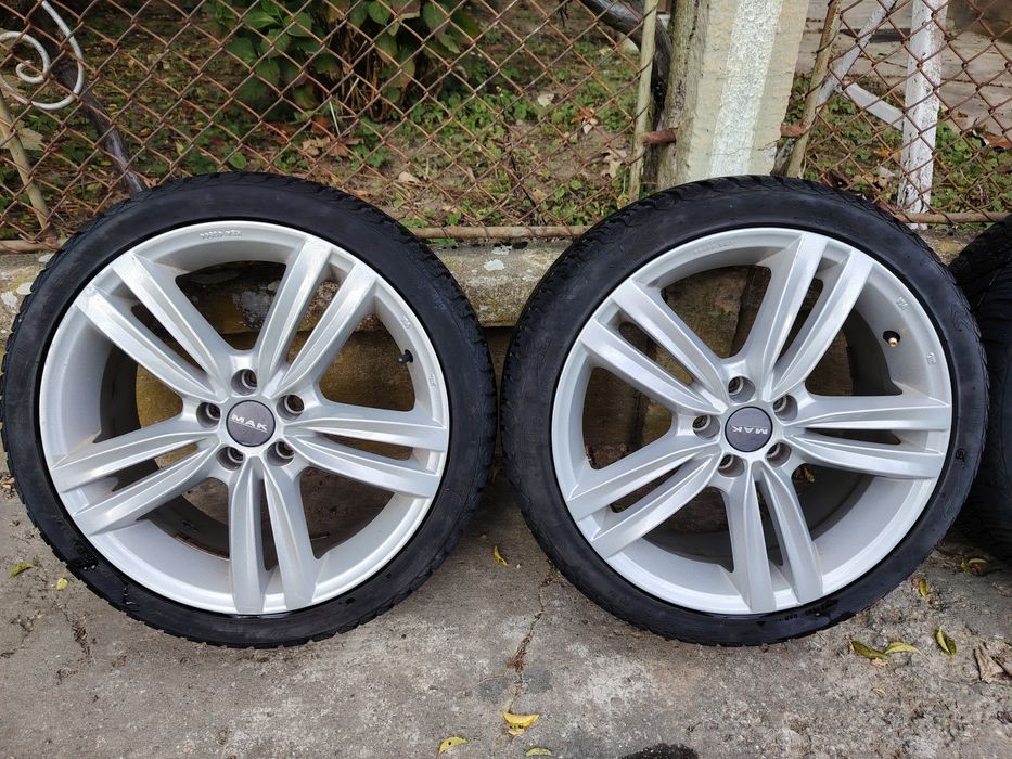 Jante aliaj R17 cu anvelope 215/40/17 allseason