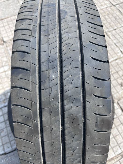 Продавам гуми GOODYEAR 215/65 R16C 106/104H