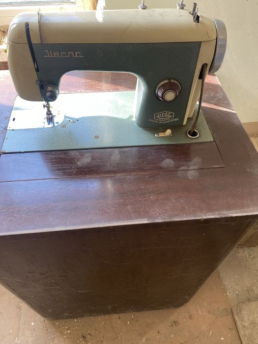 Masina de cusut Ileana