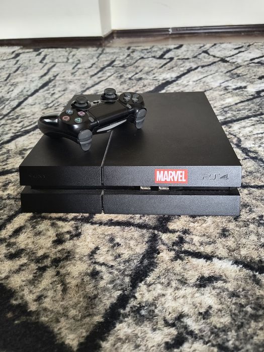 Продавам Плейстейшън 4 (PS4) спешно!!