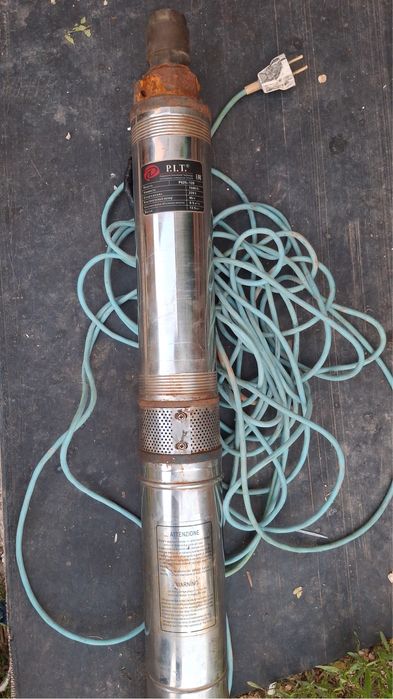 Глубинный водный насос