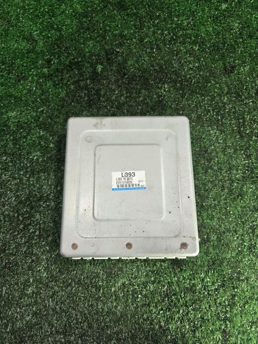 Эбу блок управления компьютер  Мазда 6 GG 2.3 автомат L393 . Mazda 6