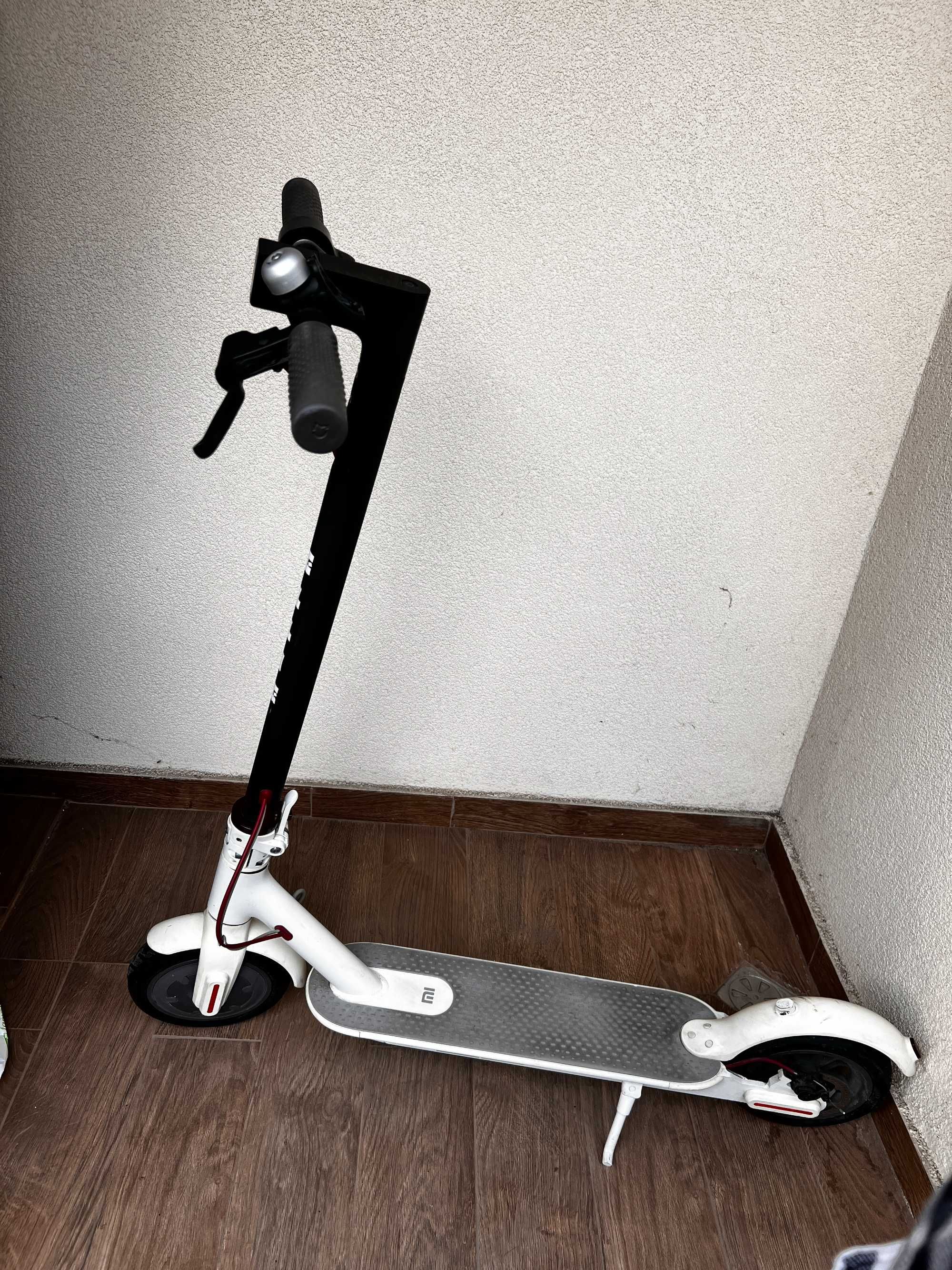 Електрическа тротинетка Xiomi electric scooter