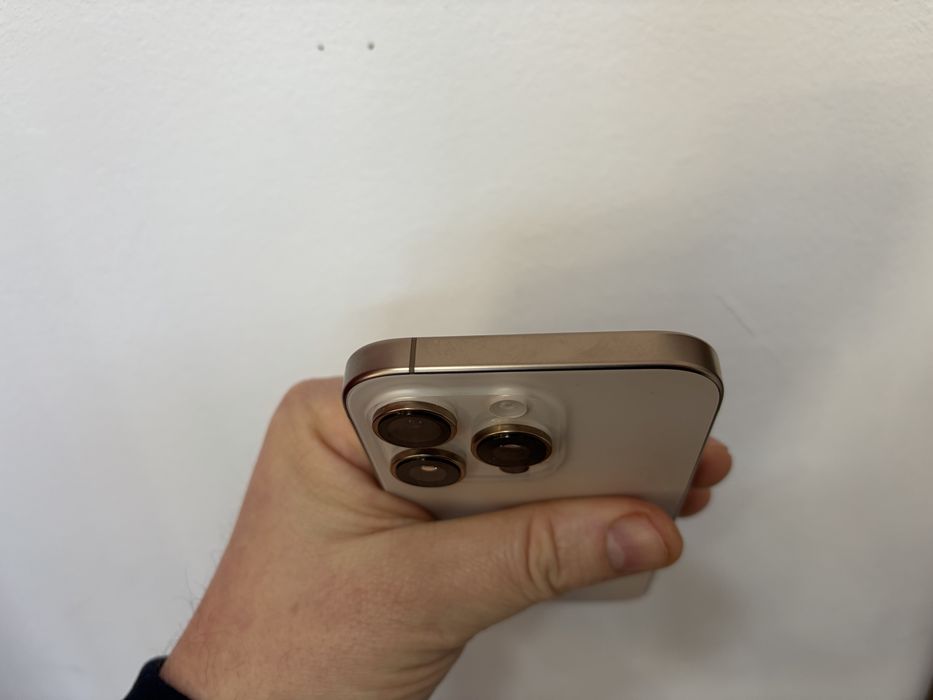 Iphone 16 Pro, 256 gb, Desert Titanium, cu Bypass