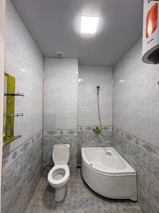 ЖК Азия Хаус Новостройке продаю квартиру свежим ремонтом  2/3/8  59м2