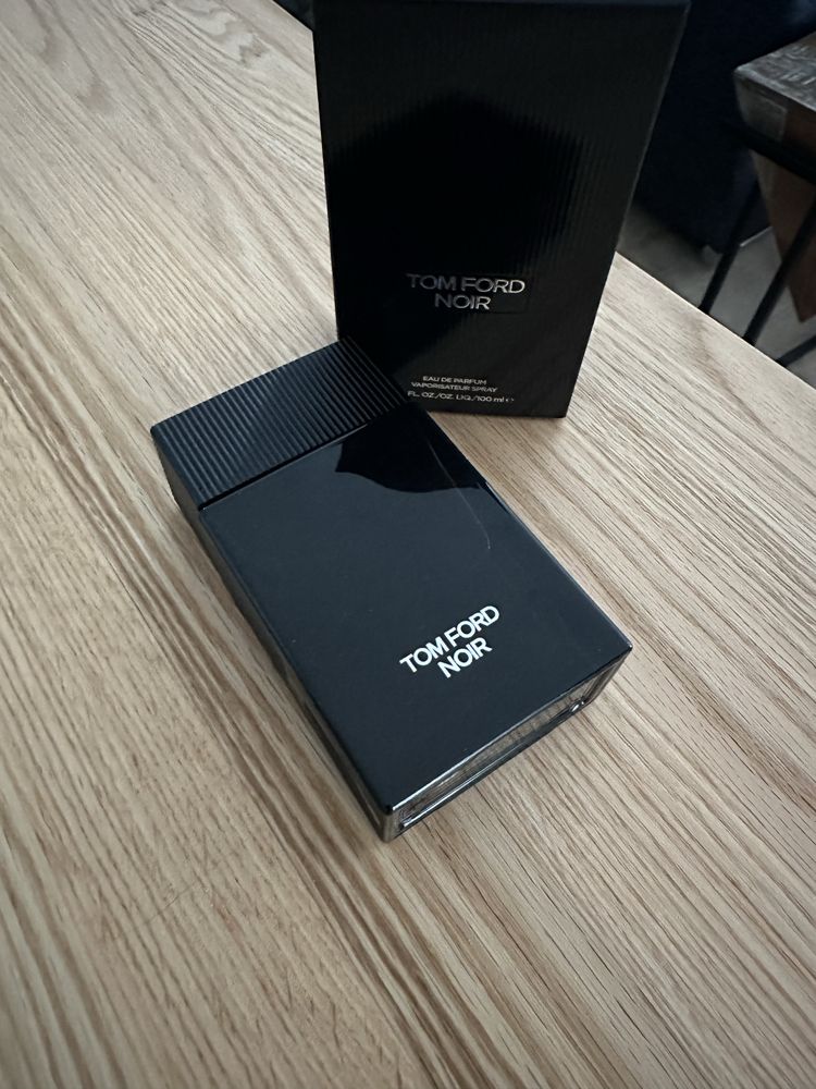 Tom Ford Noir парфюм