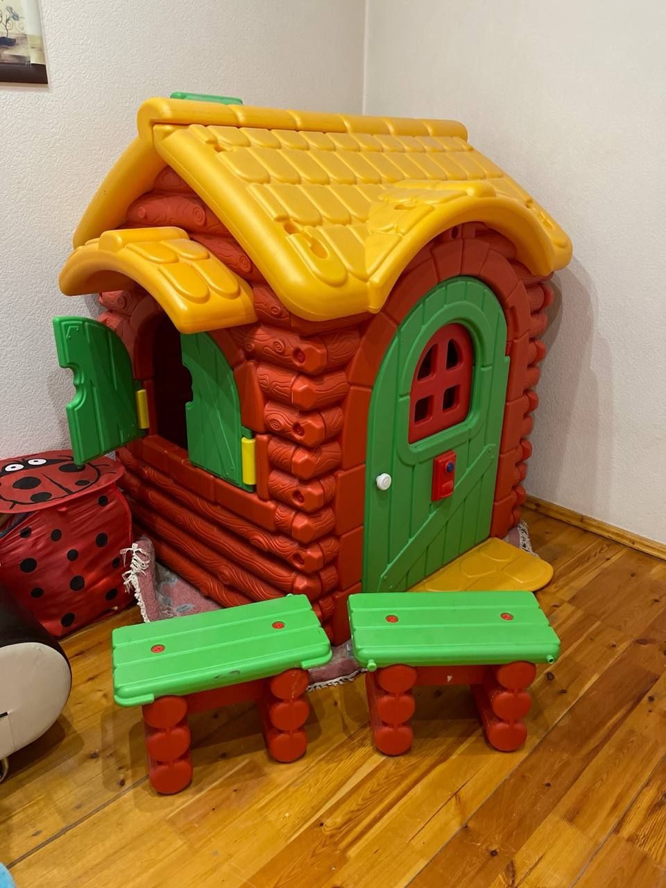 Продается детский домик