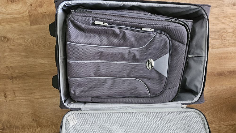 Куфар American tourister