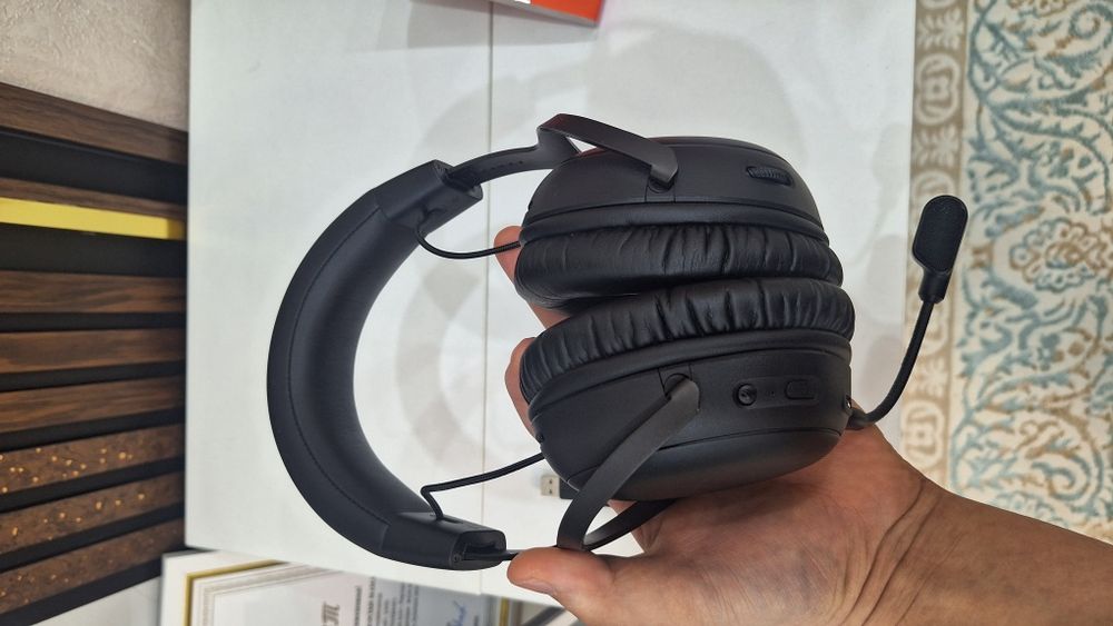 HyperX Cloud III Wireless (2.4 ГГц)