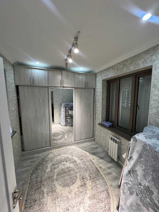 Продам 3х комнатную 77 Серия Наккашлык , метро Чиланзар