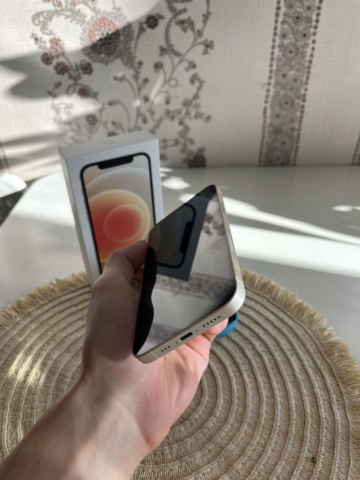 Iphone 12 83% в идеальном состоянии