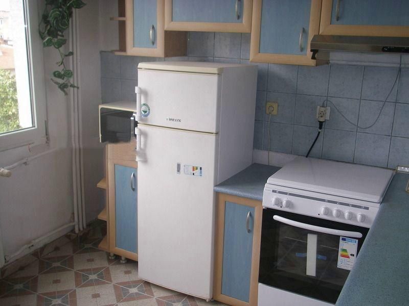 Тристаен апартамент под наем в ж.к. Гео Милев, 2213137