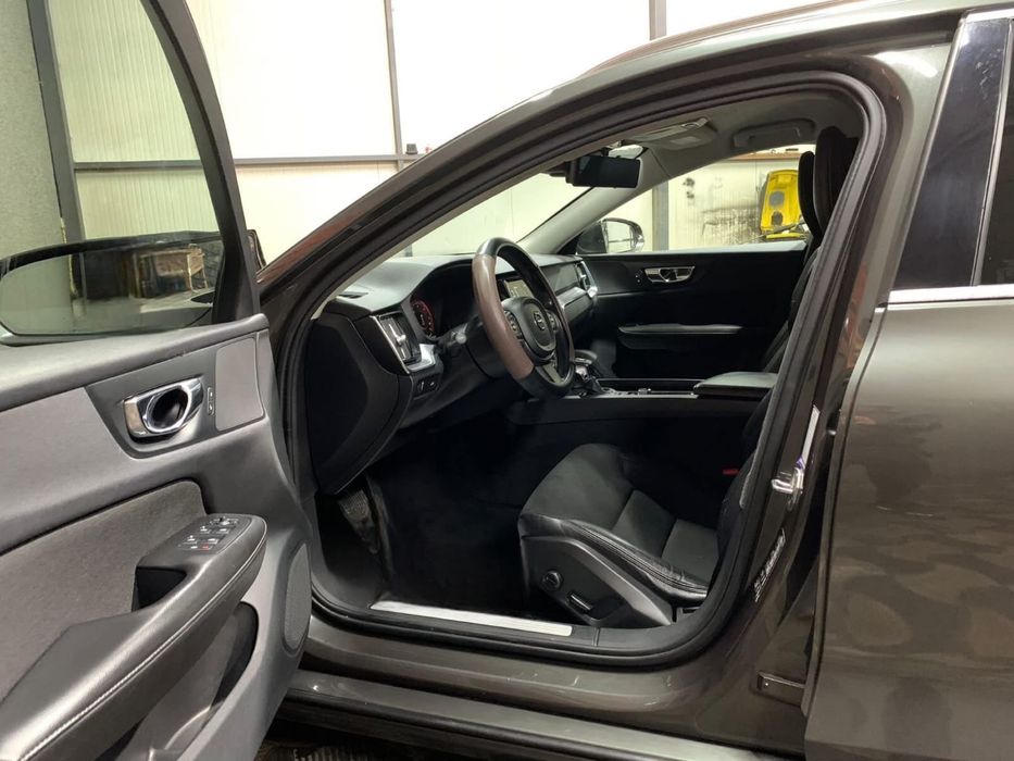 Volvo V60 2019 cutie automata
