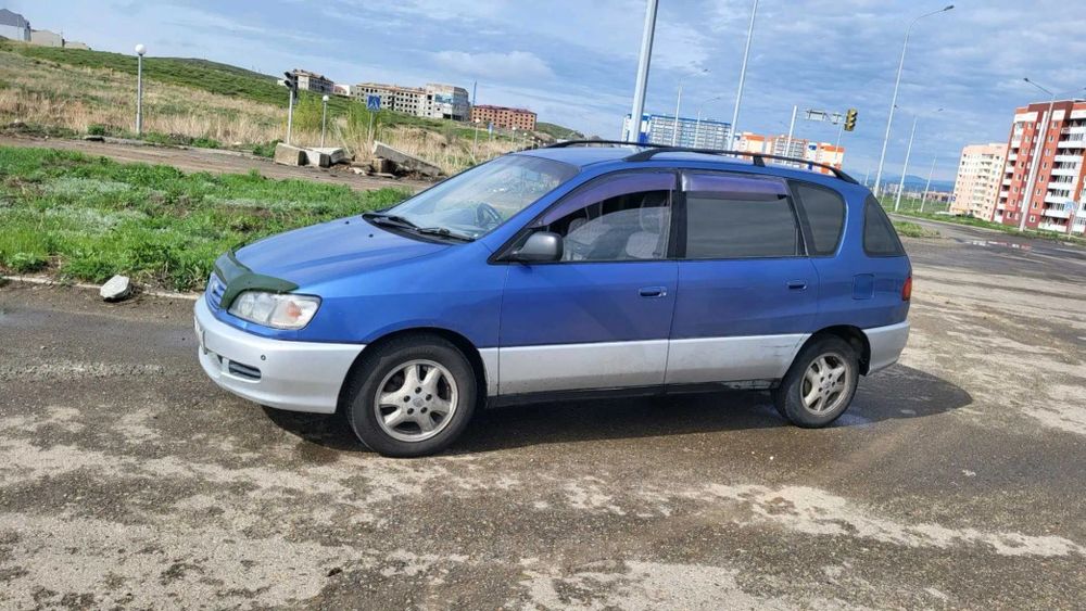 Тойота Ипсум Пикник разбор Toyota Ipsum Piknik Gaia