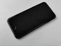 • Vând iPhone 7 Black