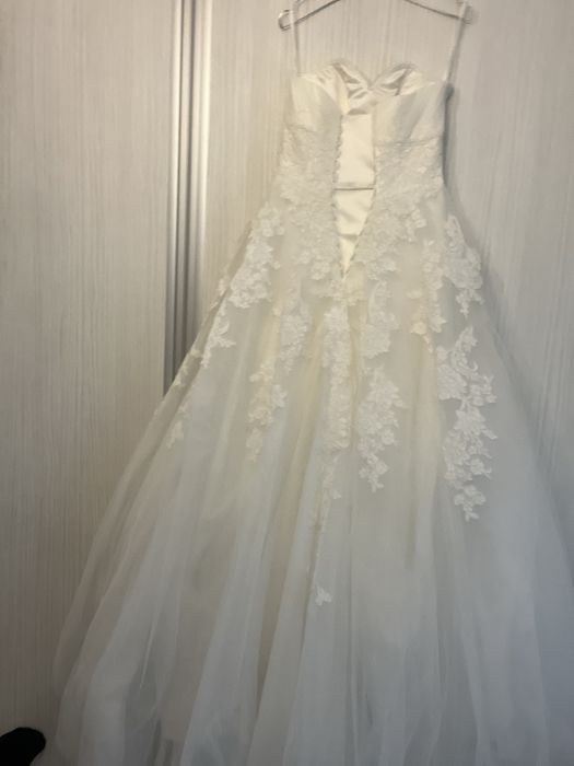 Vand rochie de mireasa White One