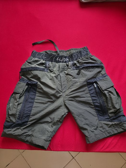 Луда къс панталон