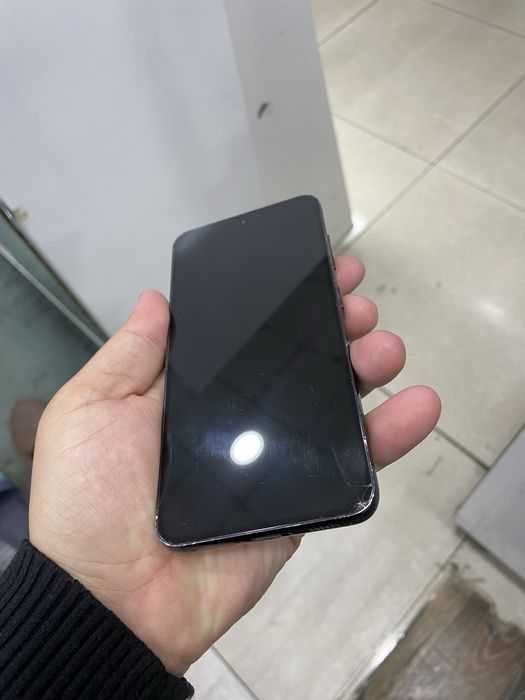 Samsung s23 8/128 gb