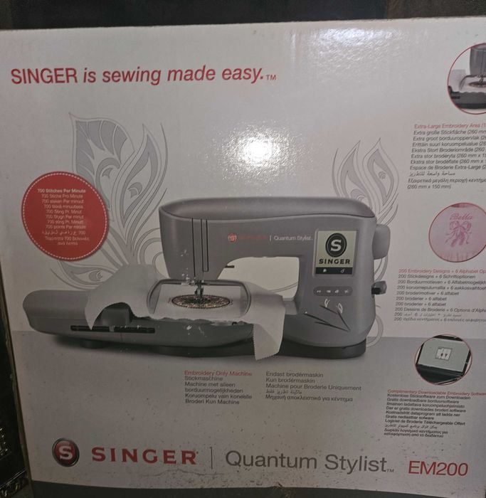 Singer  EM200 Бродерна машина