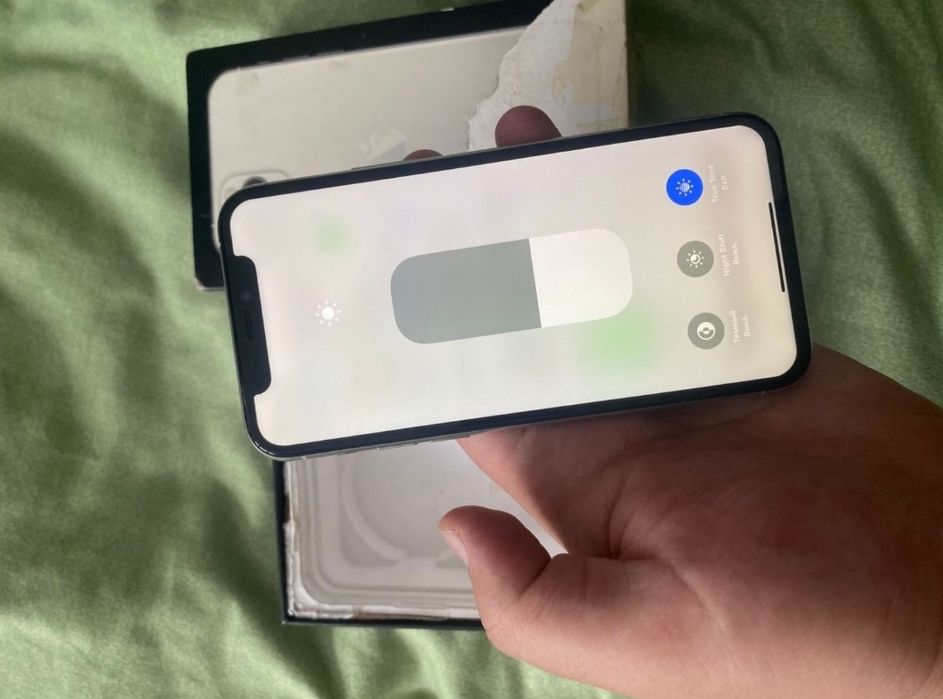 Айфон 11 про белый цвет