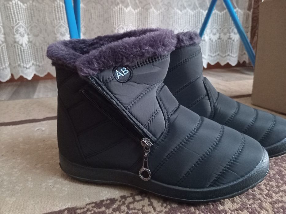 Продам обувь новая