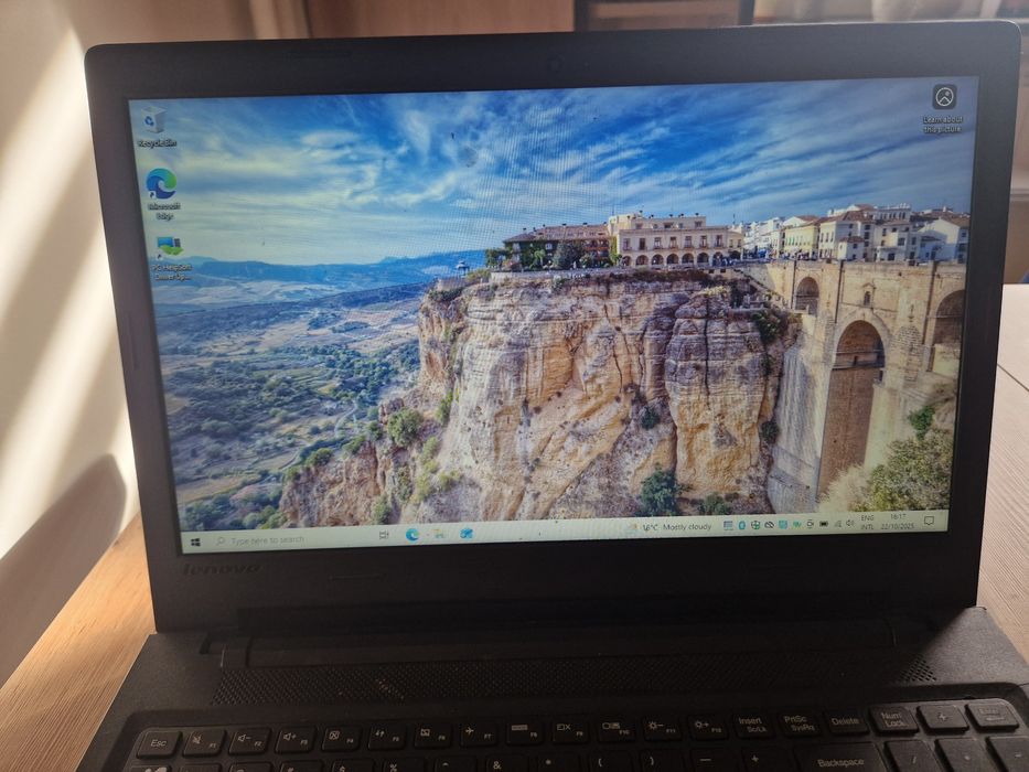 Lenovo Ideapad 100 поправен и подобрен