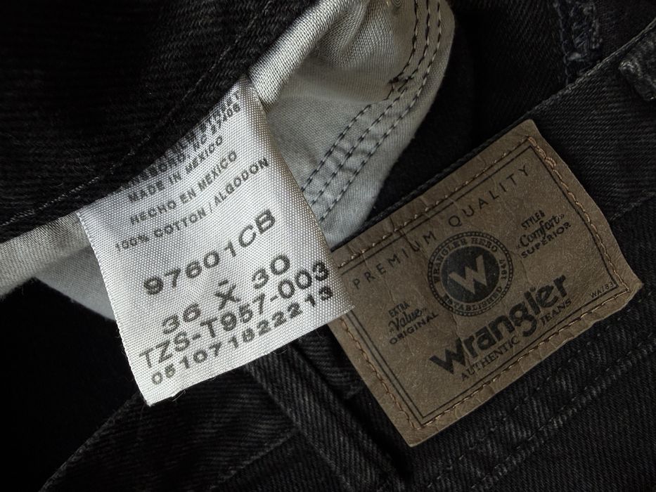 Blugi WRANGLER Negru Barbati | Marime 36 x 30 (Talie 92 cm)