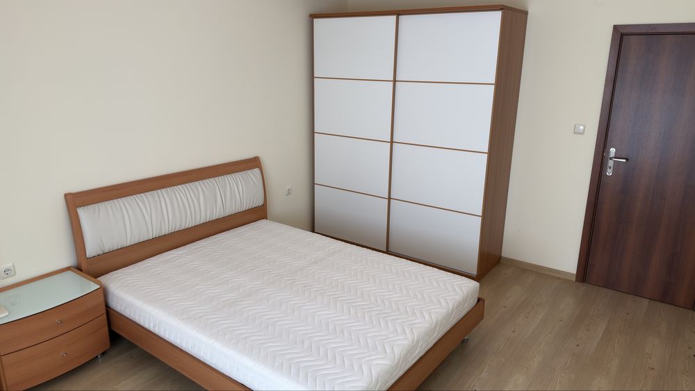 Дава се под наем Двустаен апартамент в Русе, Търговия на едро - 73 кв.м за 382.5 € - Снимка #6