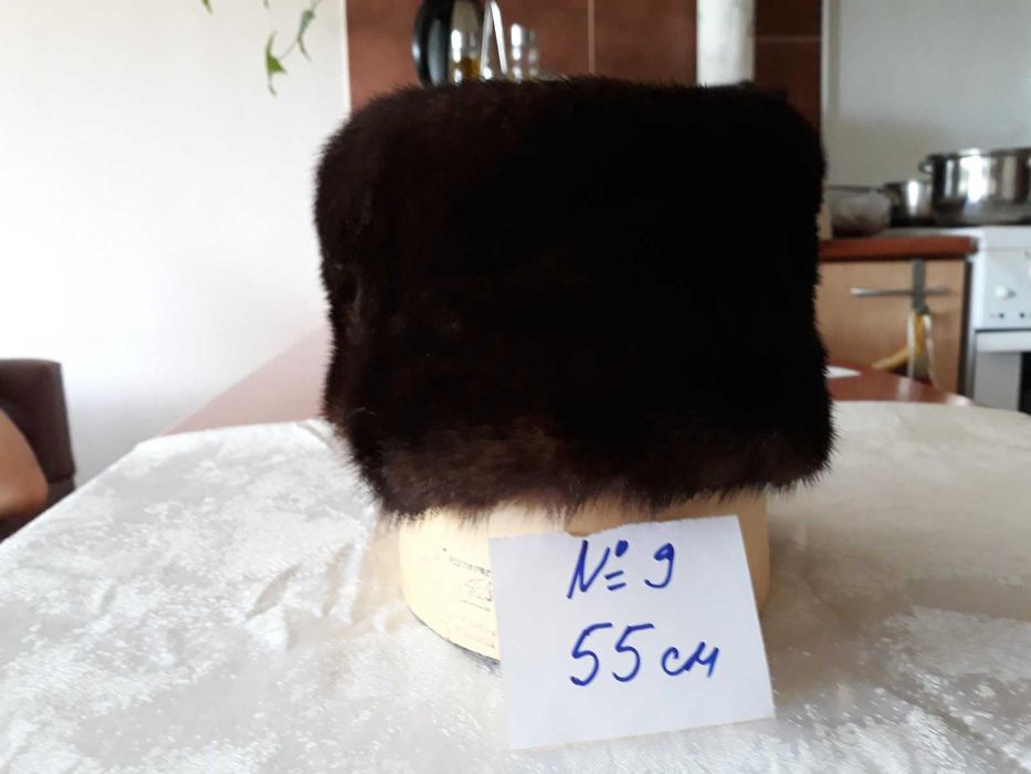 Кожени шапки естествен косъм