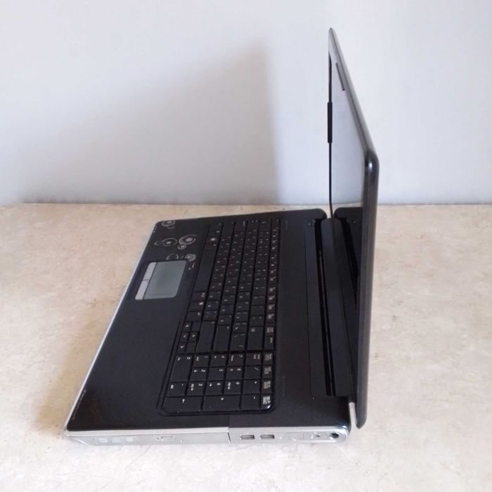 Ноутбук Hp-Dv7 на запчасти.