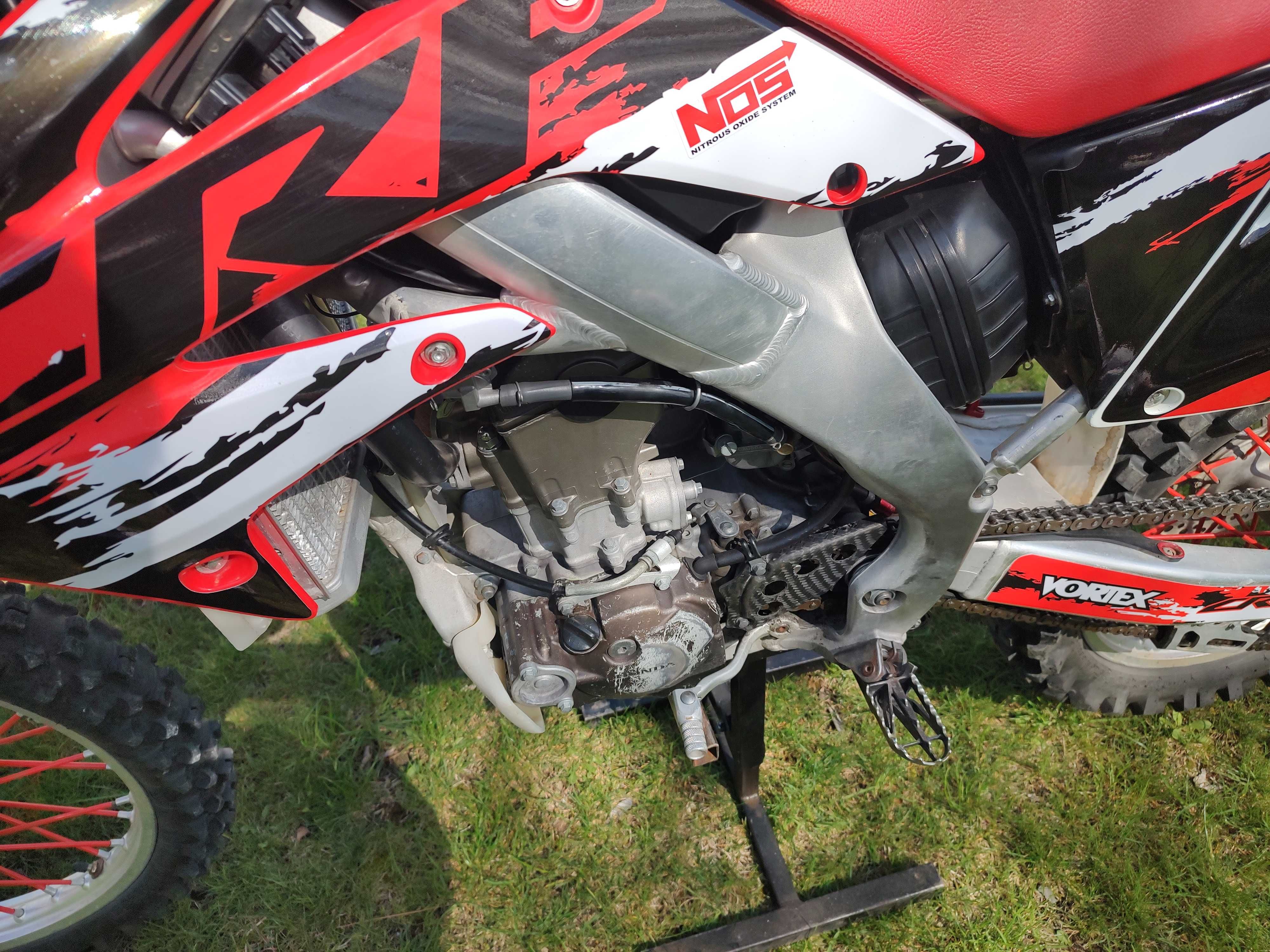 HONDA CRF 250 R / 2008