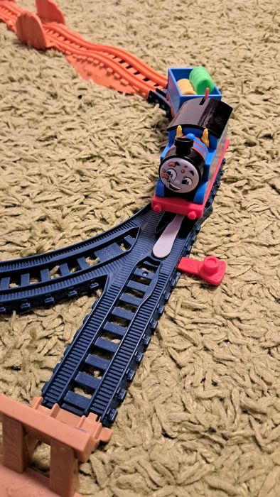 Trenulet Thomas circuit