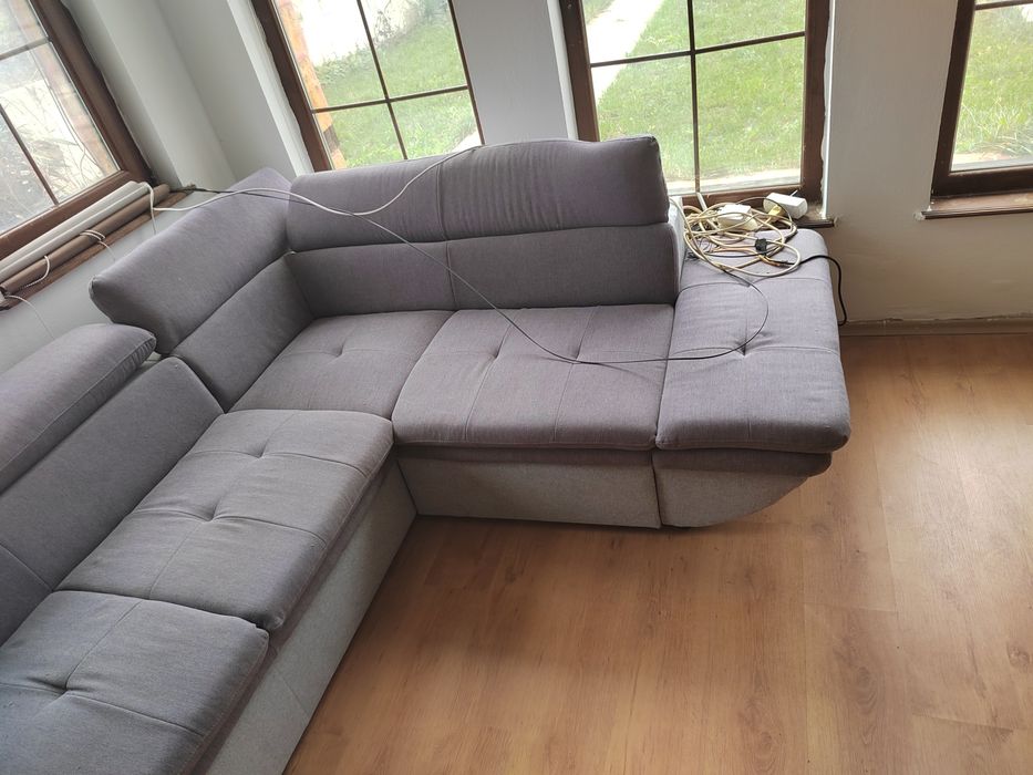 Спешно: Подарява се ъглов диван