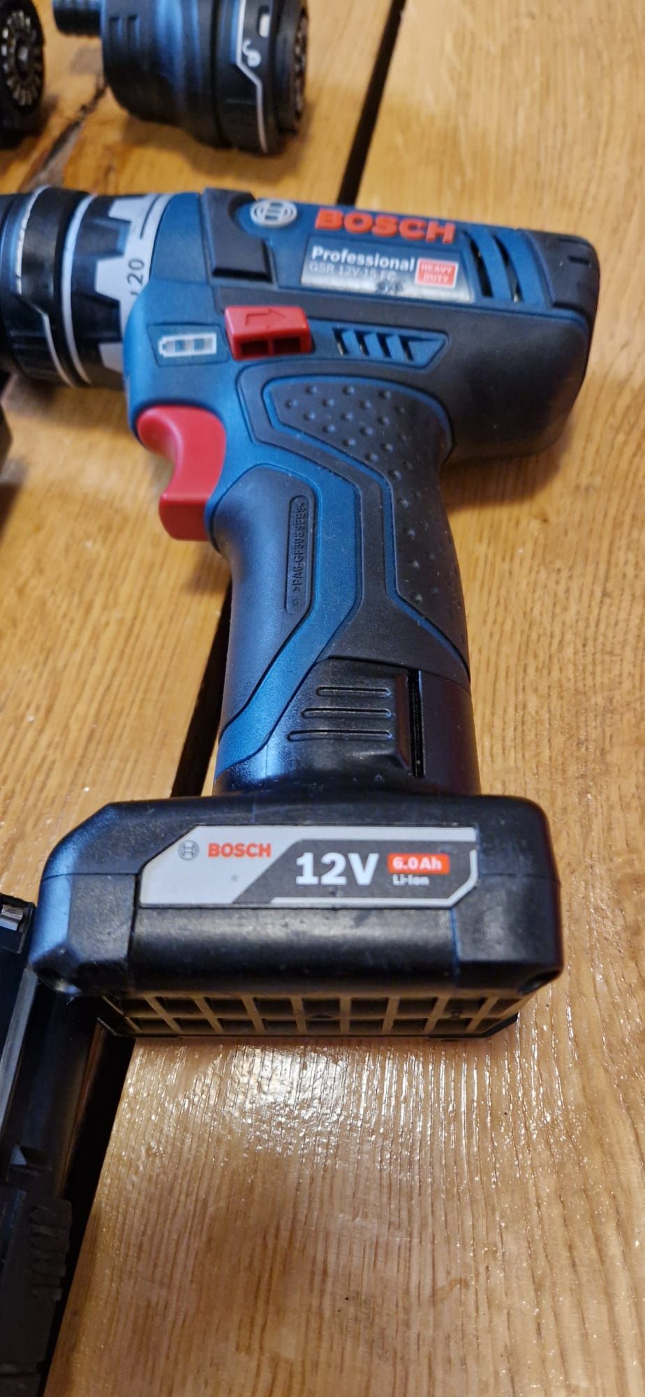Bosch autofiletanta pe 12 V
